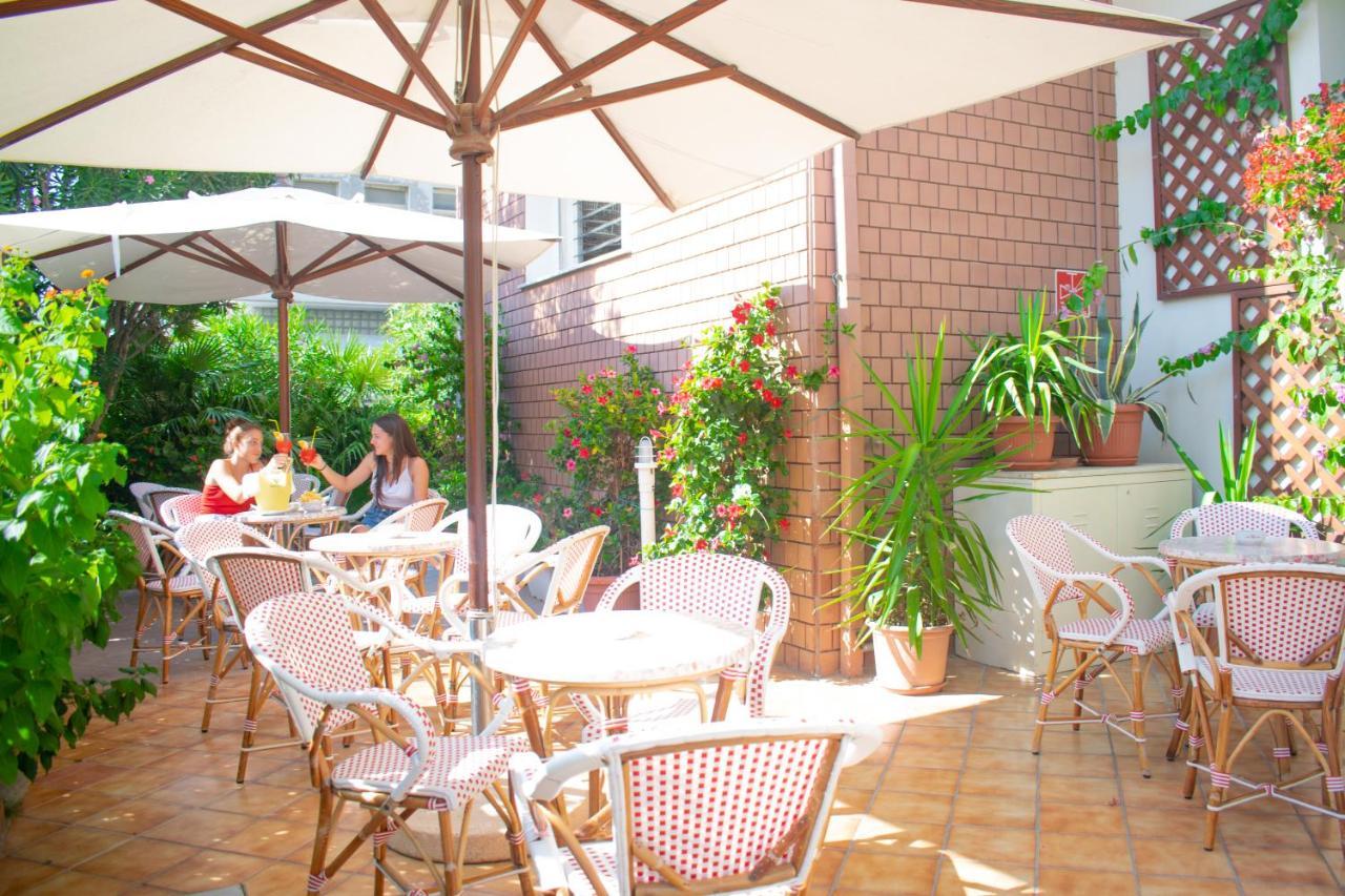 Hotel Driade Sul Mare ริมินี ภายนอก รูปภาพ