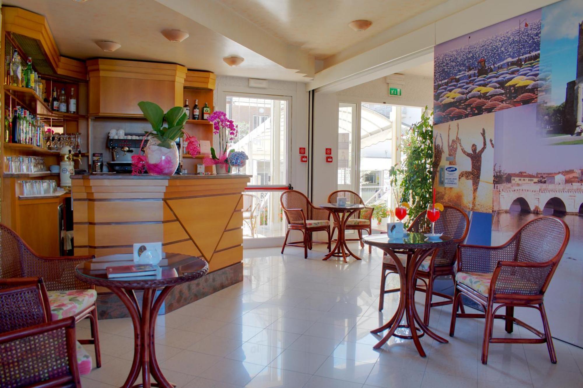 Hotel Driade Sul Mare ริมินี ภายนอก รูปภาพ
