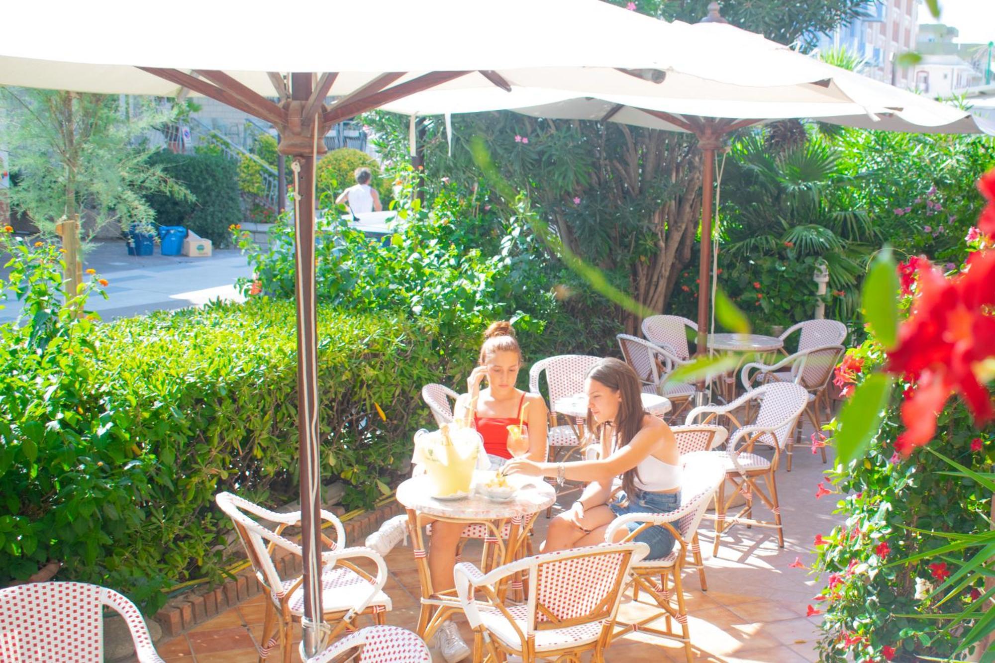 Hotel Driade Sul Mare ริมินี ภายนอก รูปภาพ